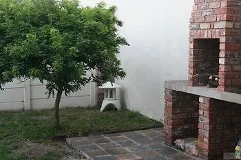 Guesthouse On Irvine Port Elizabeth 3*,